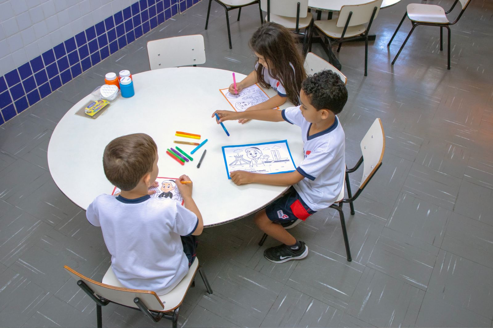 Ensino médio (16)